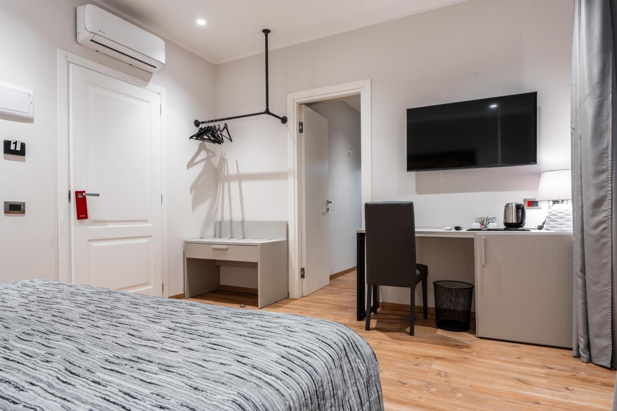 The Inga Rooms Marina Cagliari Bagian luar foto