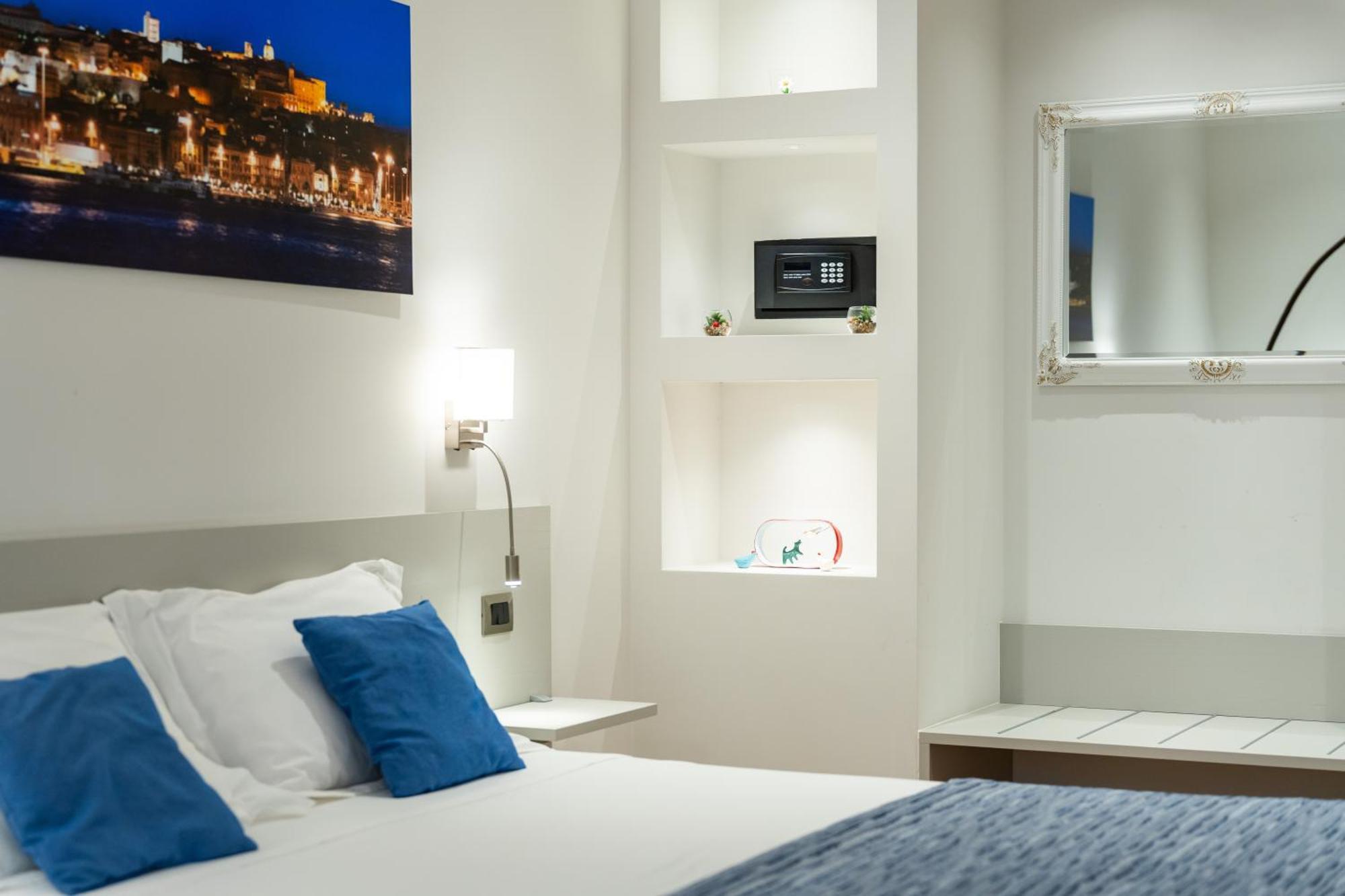 The Inga Rooms Marina Cagliari Bagian luar foto