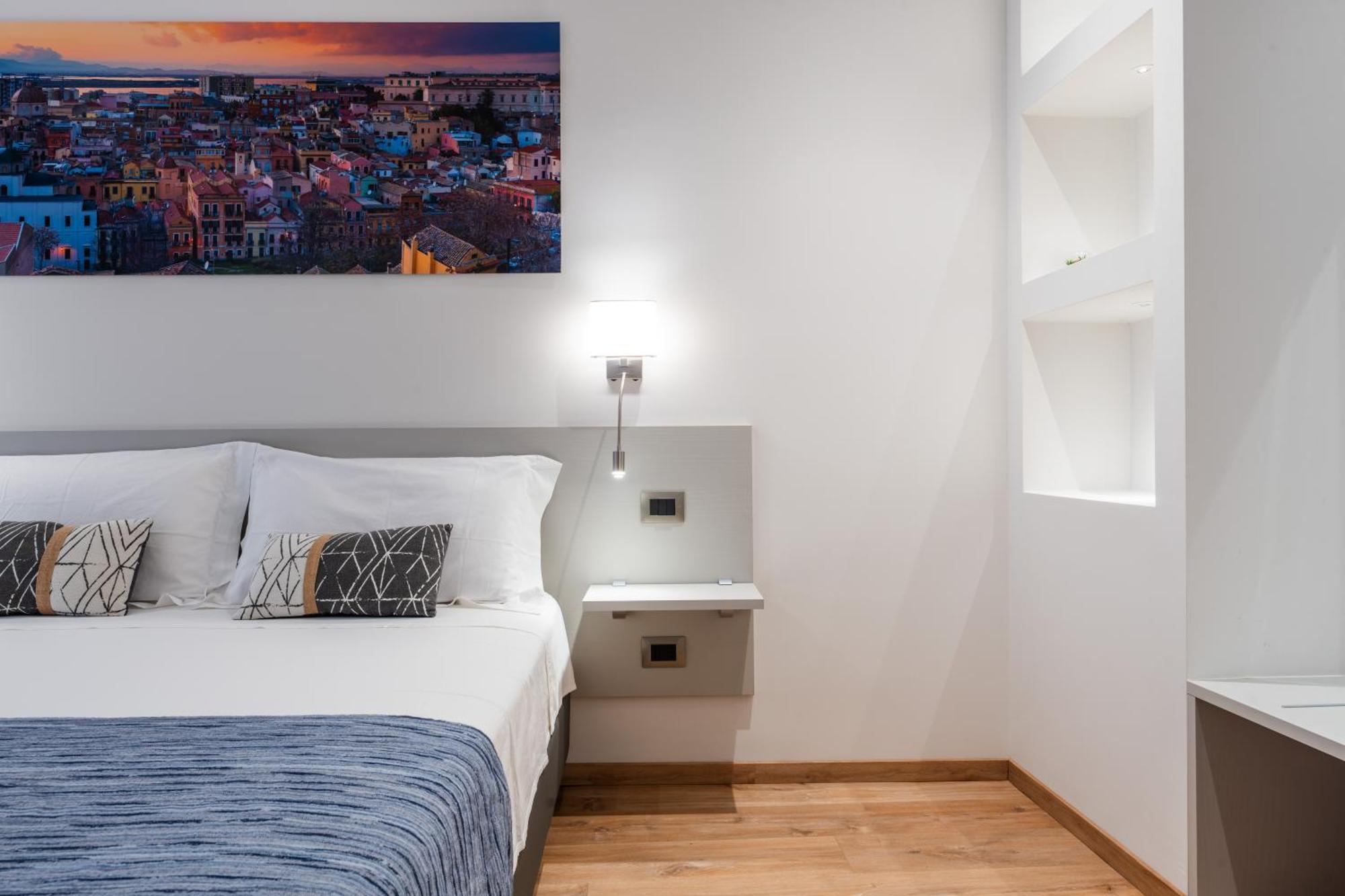 The Inga Rooms Marina Cagliari Bagian luar foto